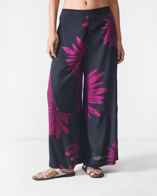 Basic Pyjama - Black & Mulberry Printed
