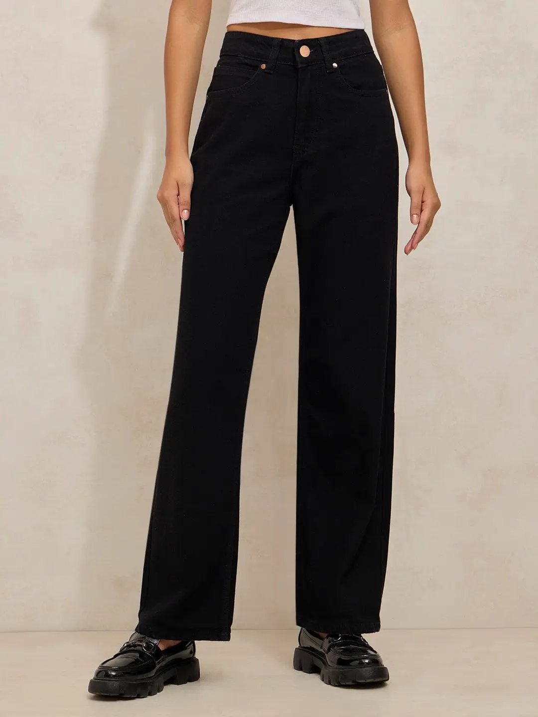 Women's Black High Rise Straight Fit Denim Jeans