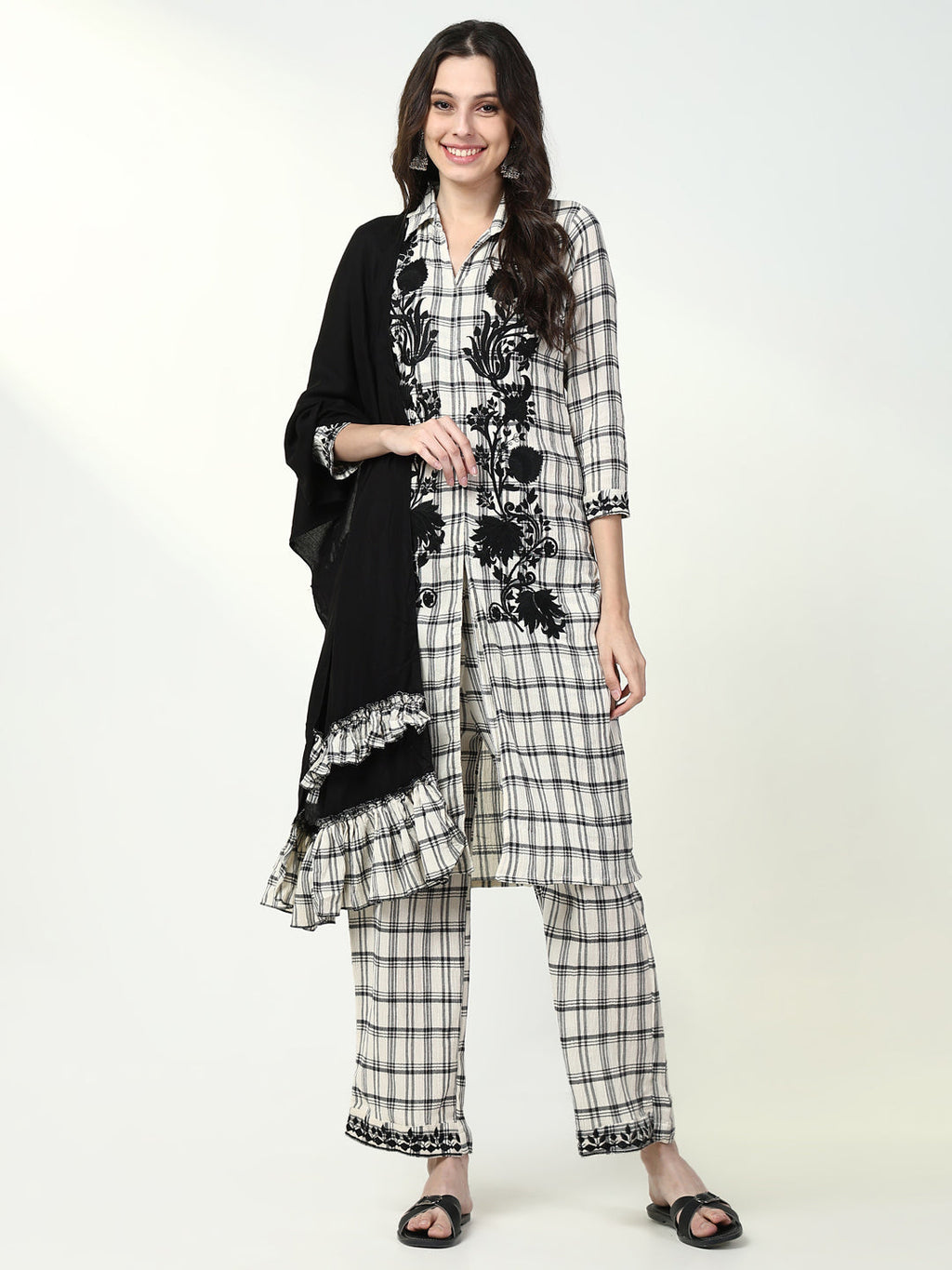 Women's Checked Off White Straight Kurta Set with Dupatta