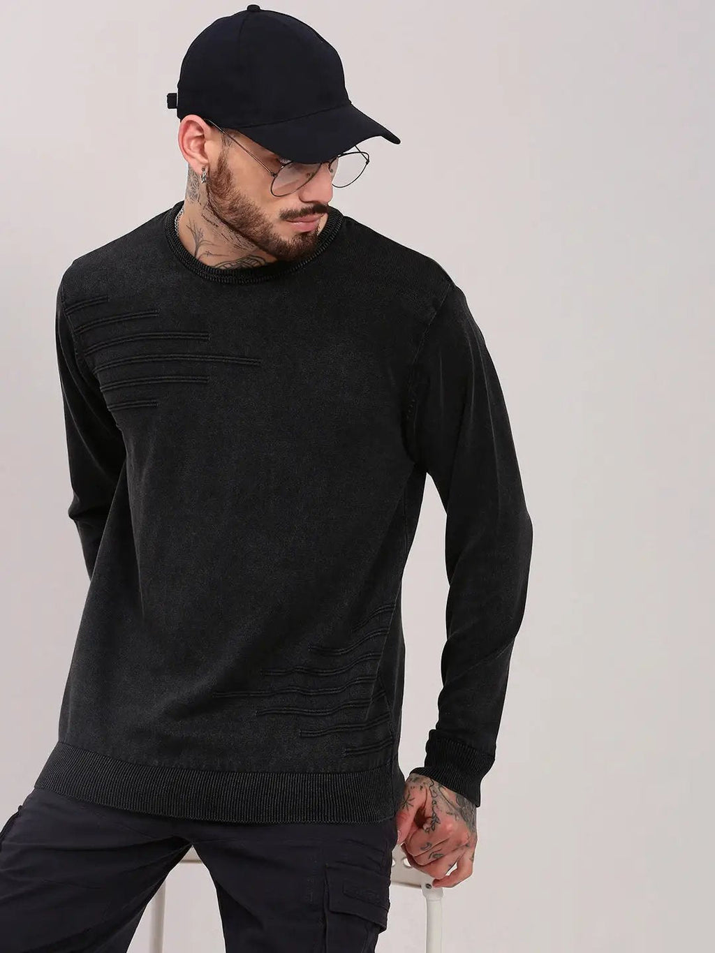 Men's Grey Solid Round Neck Pullover