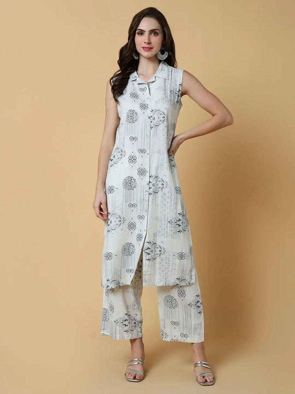 Women's Graphic Off White Ethnic Straight Kurta Set