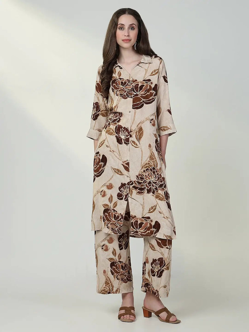 Women's Floral Beige Straight Kurta Set