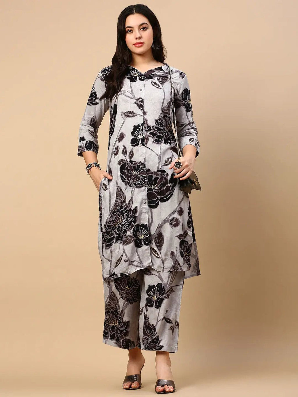 Women's Floral Grey Straight Kurta Set