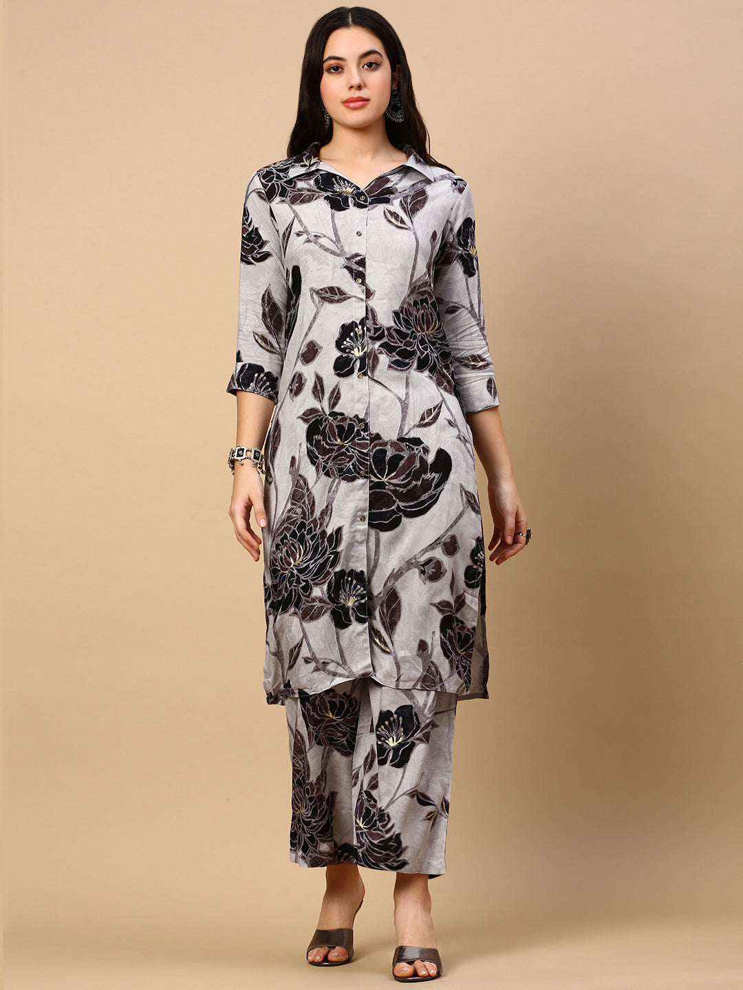Women's Floral Grey Straight Kurta Set