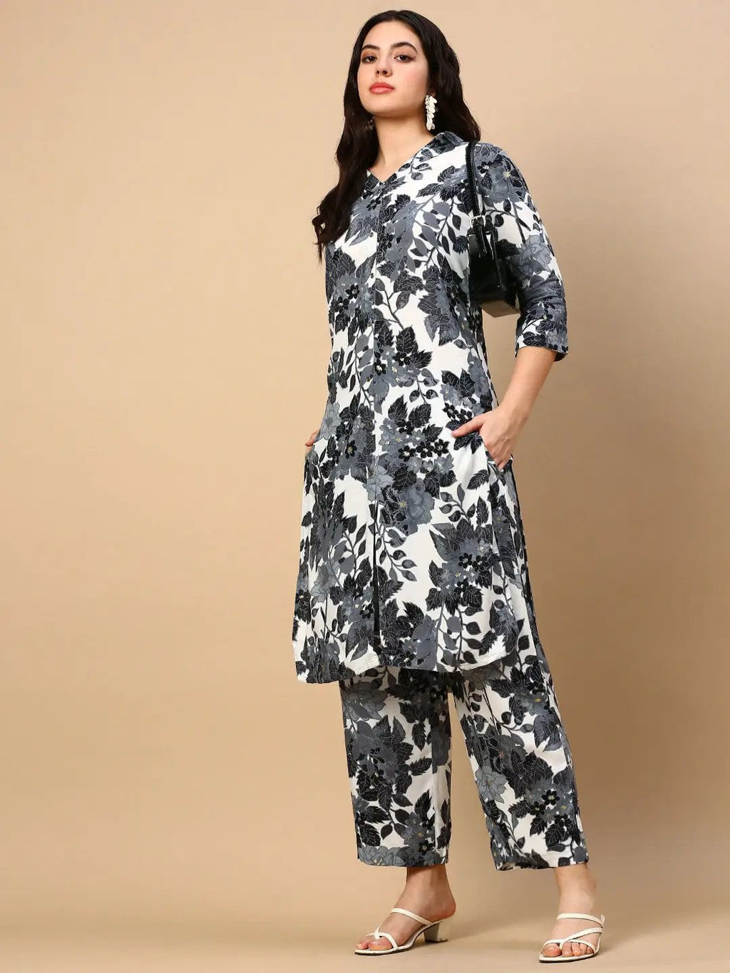 Women's Ethnic Floral Grey Straight Kurta Set
