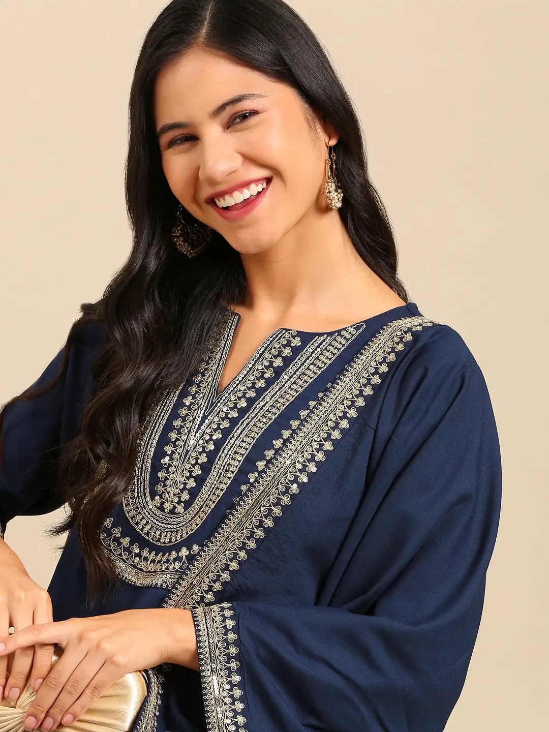 Women's Teal Sequinned Kurta Set With Dupatta