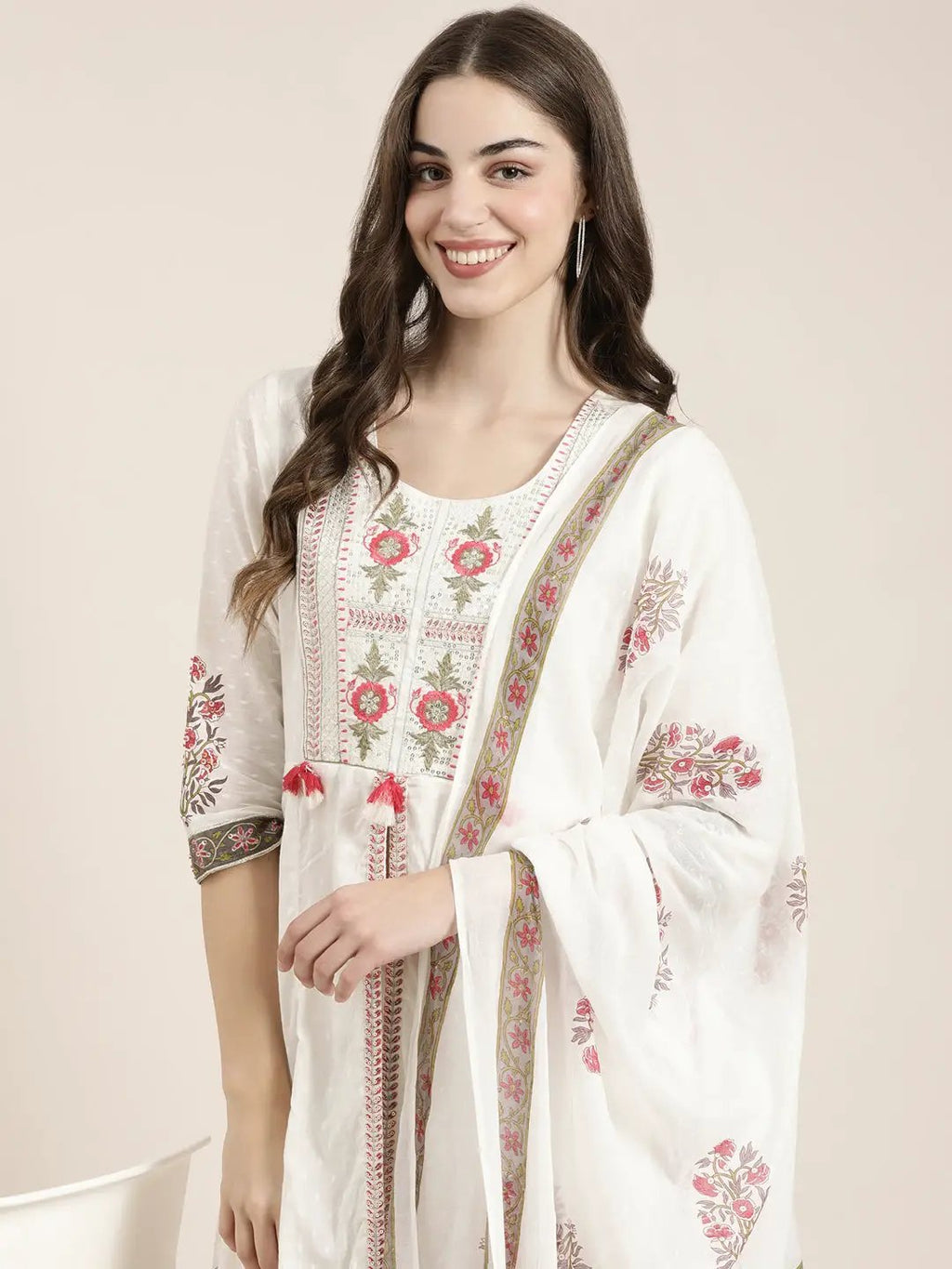 Women's Off White Floral Printed High Slit Thread Work Kurta Set With Dupatta