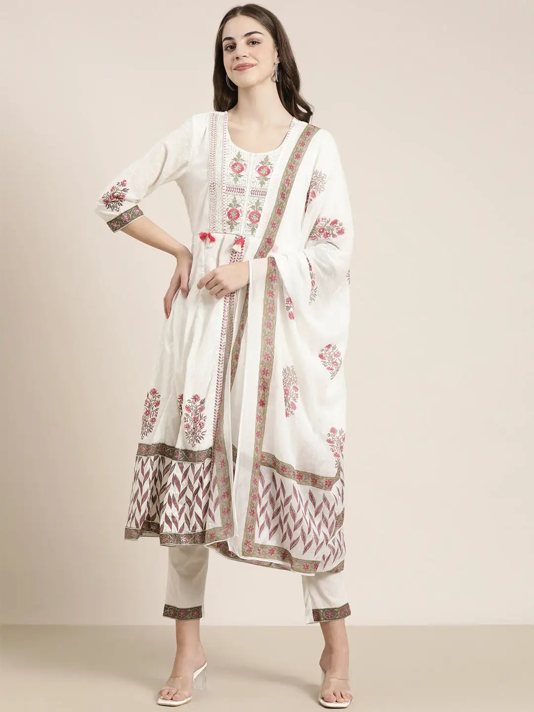 Women's Off White Floral Printed High Slit Thread Work Kurta Set With Dupatta