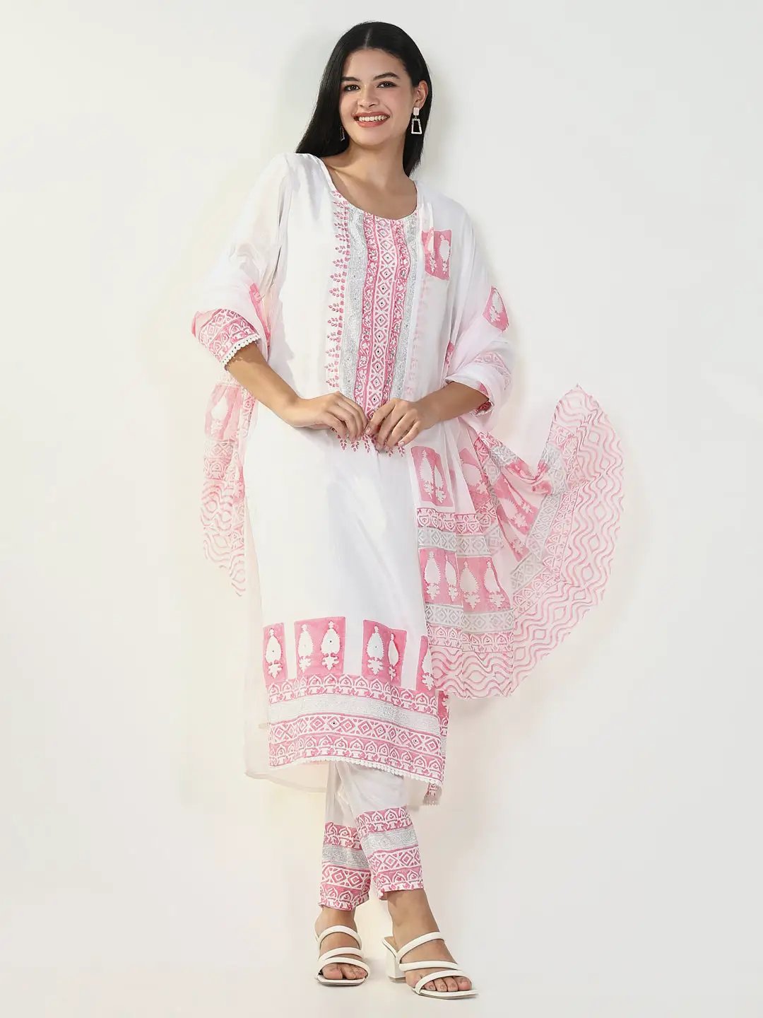 Women's Graphic White Kurta Set with Dupatta