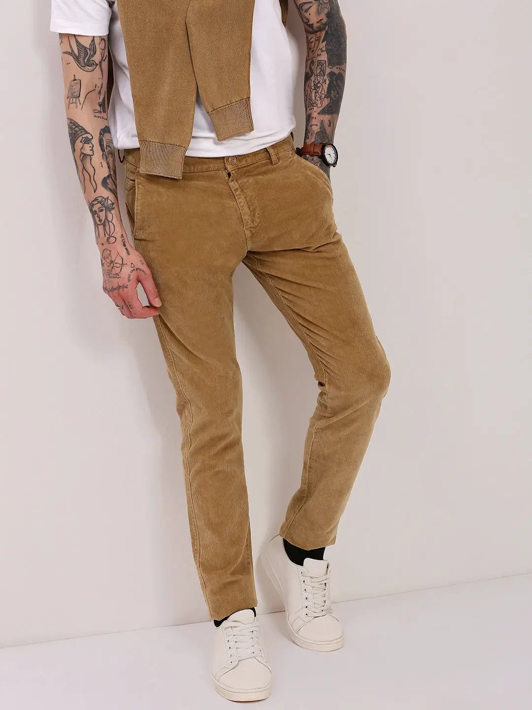 Men's Beige Solid Slim Fit Trousers