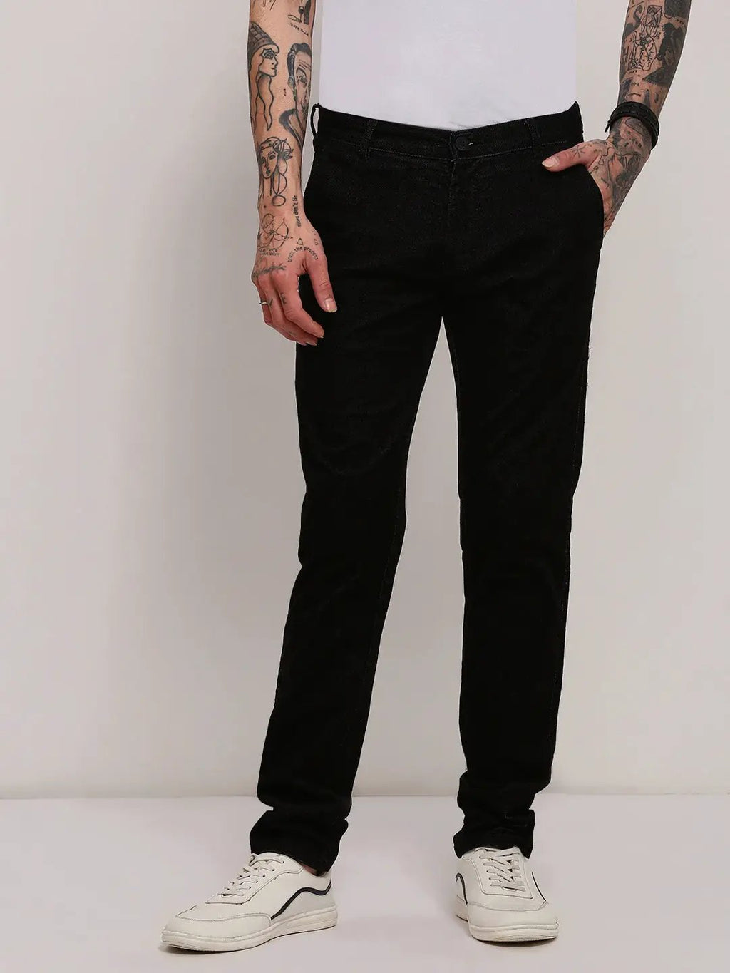 Men's Black Slim Fit Low-Rise Trousers