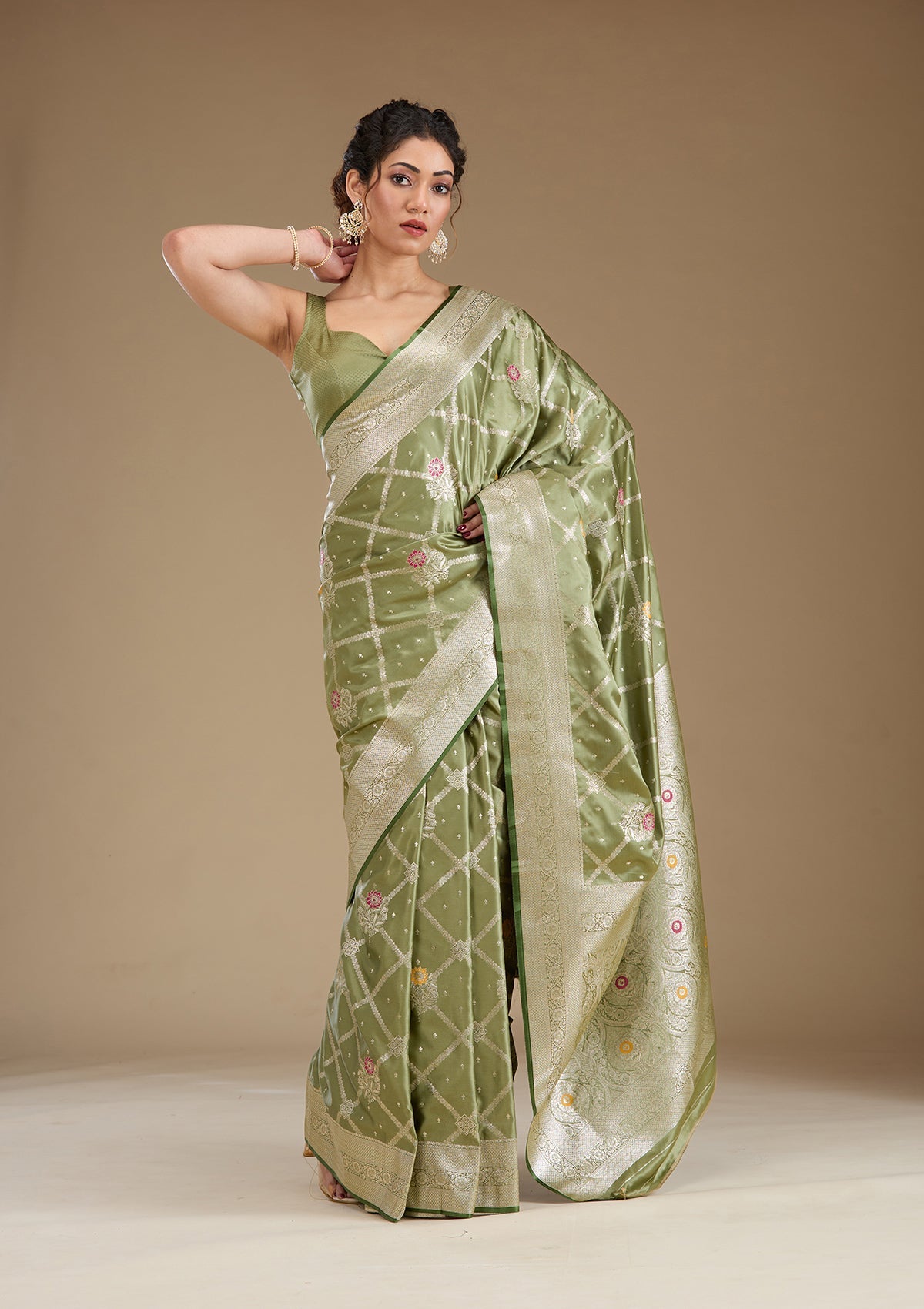 Pista Green Zariwork (Gold) Silk Saree