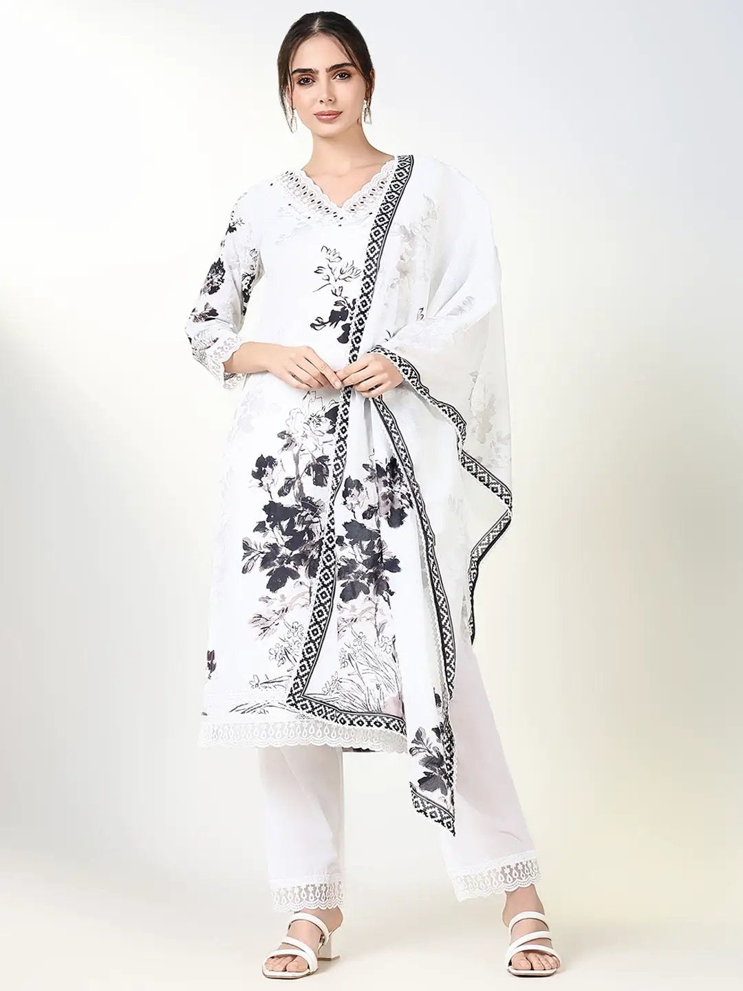 Women's Ethnic Floral White Straight Kurta Set with Dupatta
