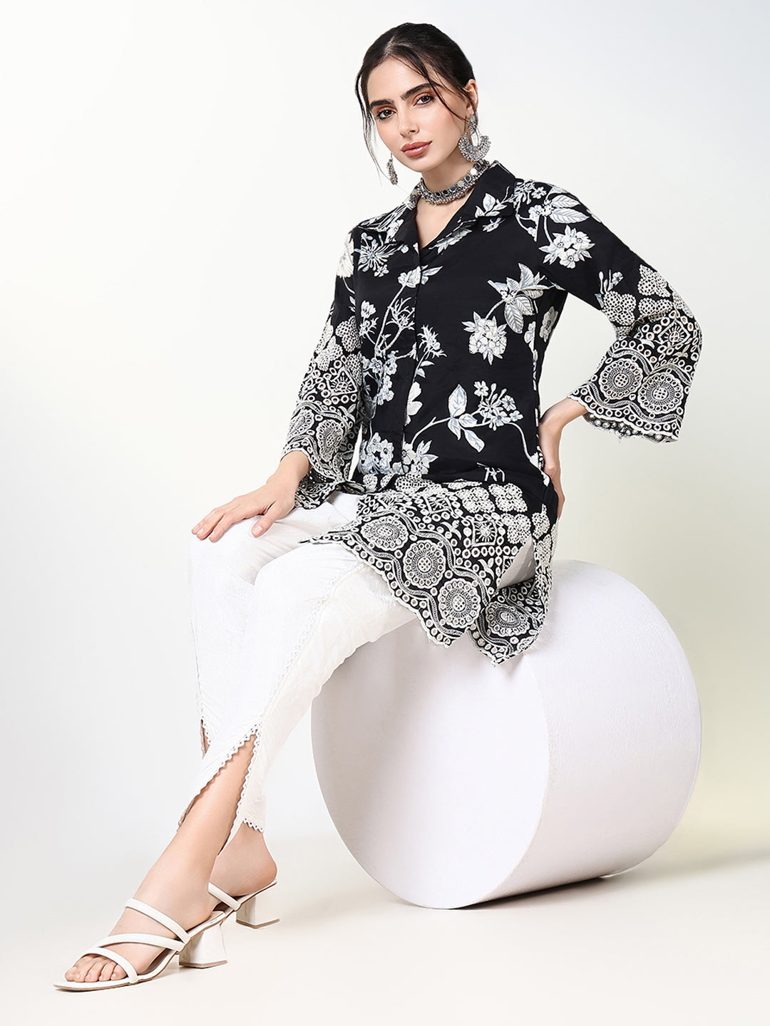 Women's Floral Ethnic Black Straight Kurta Set