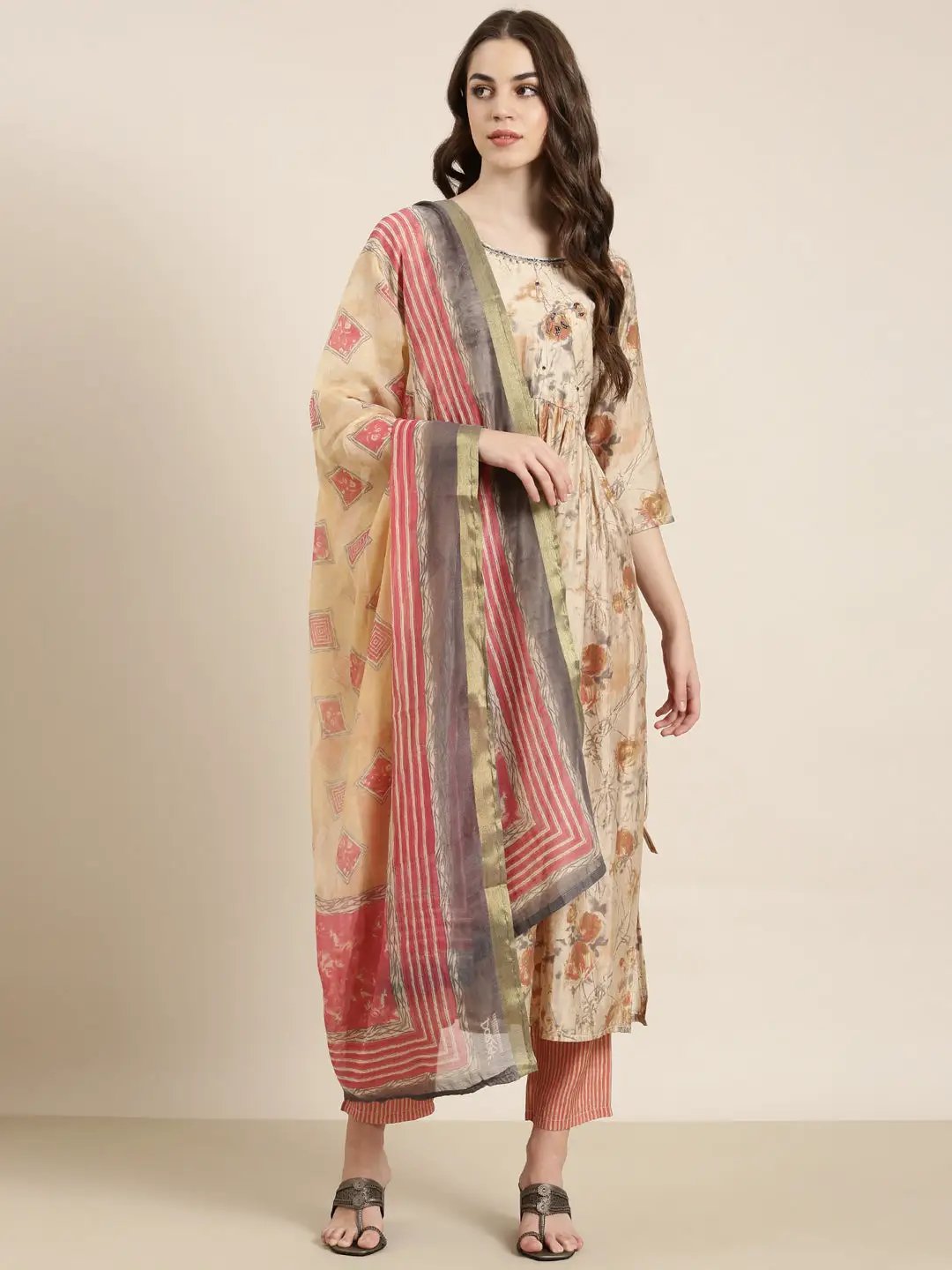 Women's Beige Floral Printed Regular Beads And Stones Kurta Set With Dupatta