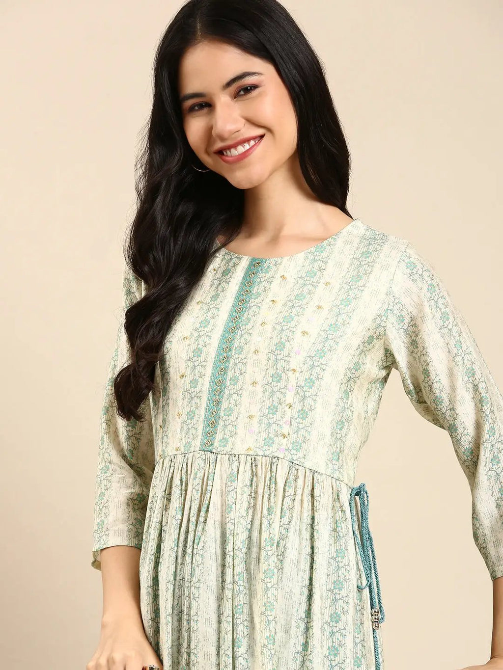 Women's Cream Printed Empire Chanderi Silk Kurta Set