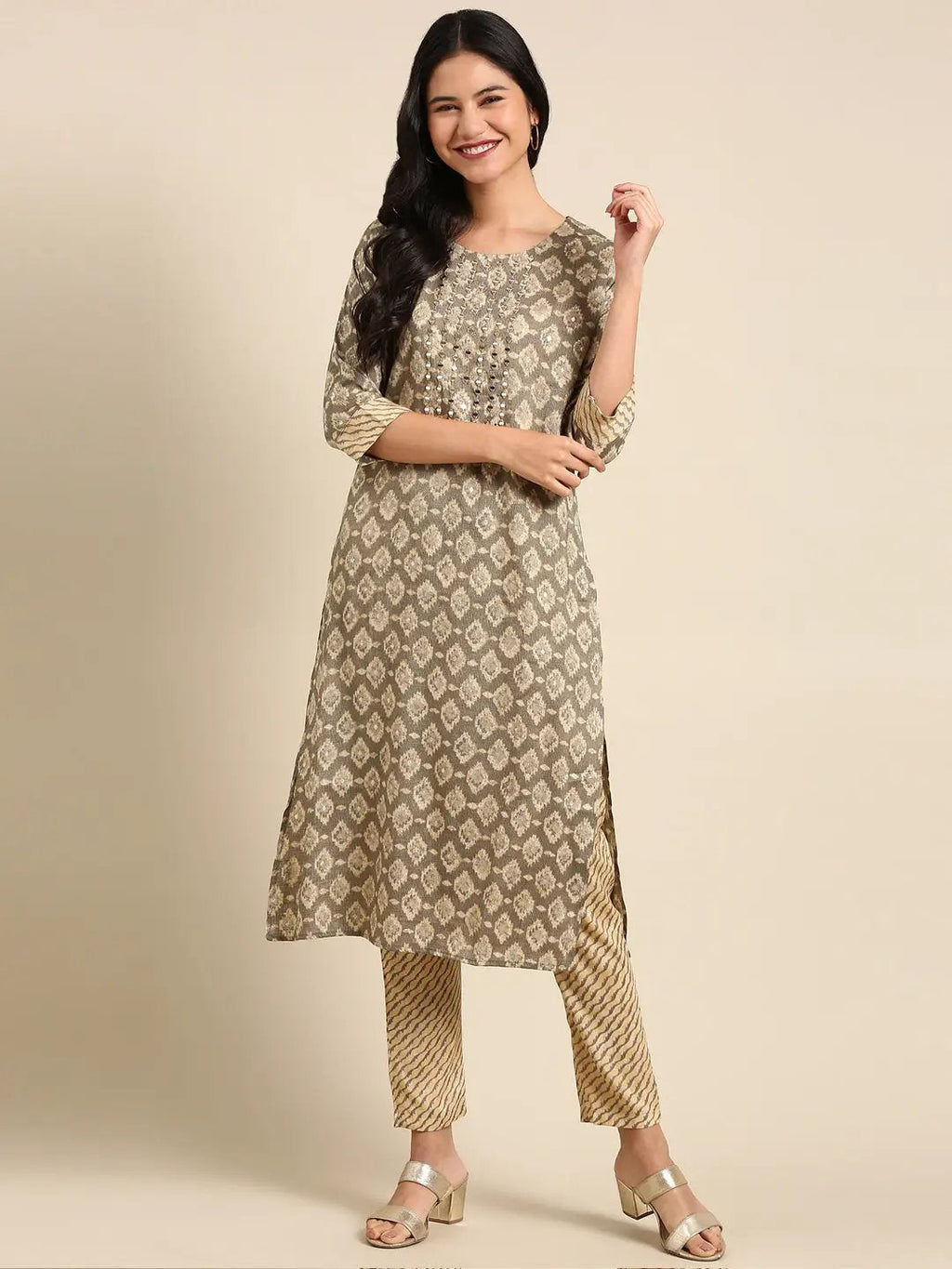 Women's Graphic Grey Straight Kurta Set