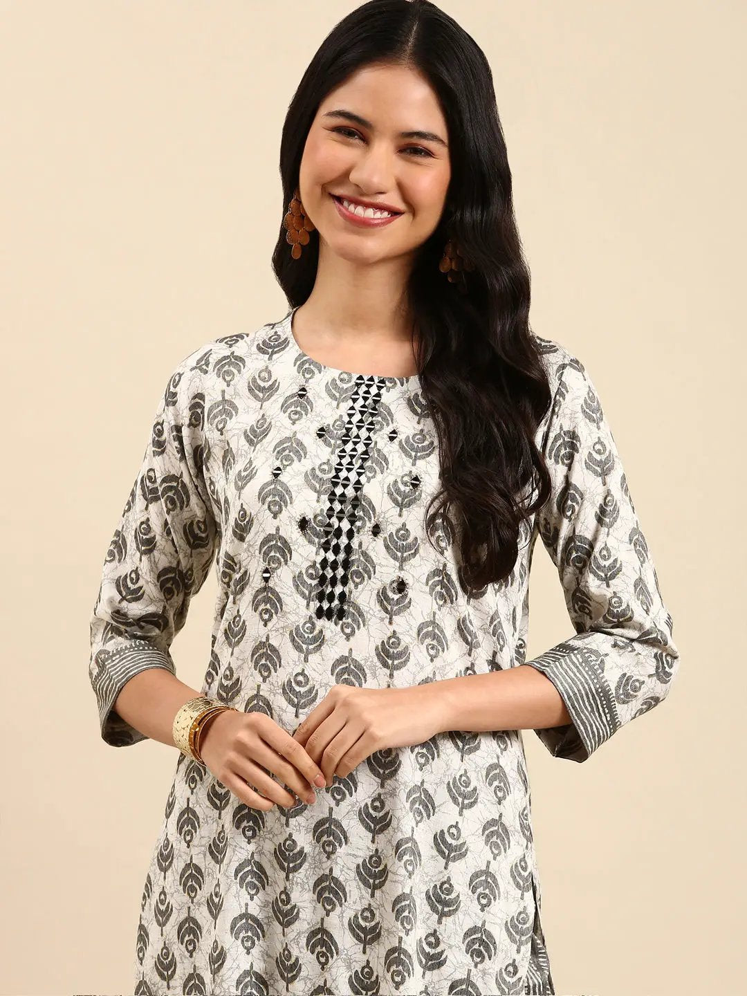Women's Ethnic Graphic Off White Straight Kurta Set