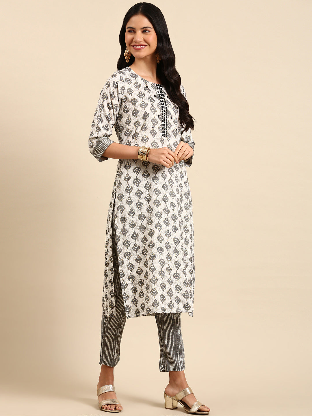 Women's Ethnic Graphic Off White Straight Kurta Set