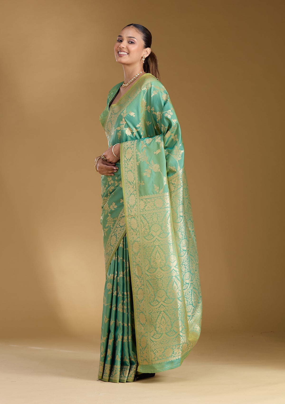 Green Zariwork (Gold) Art Silk Silk_Saree