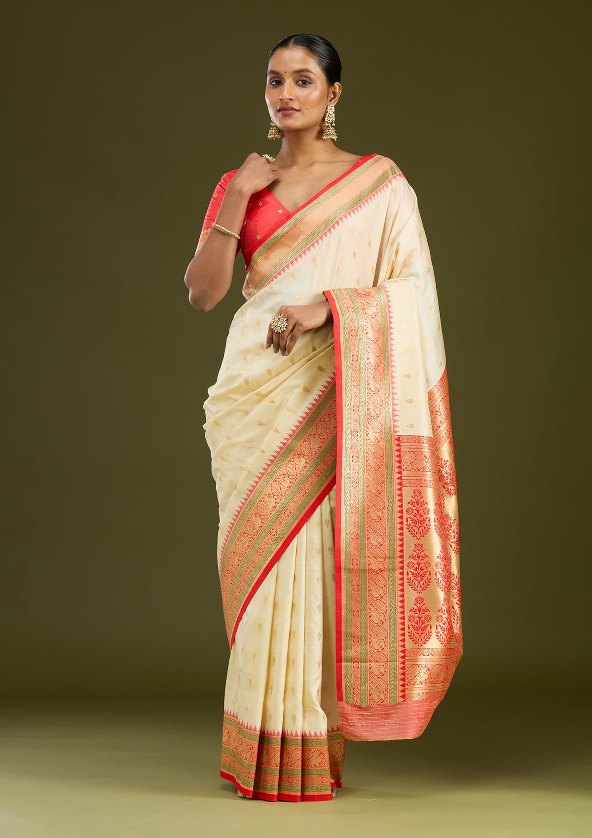 Off White Zariwork (Gold) Silk Saree