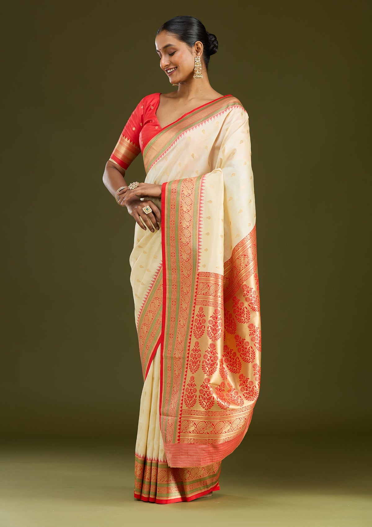 Off White Zariwork (Gold) Silk Saree