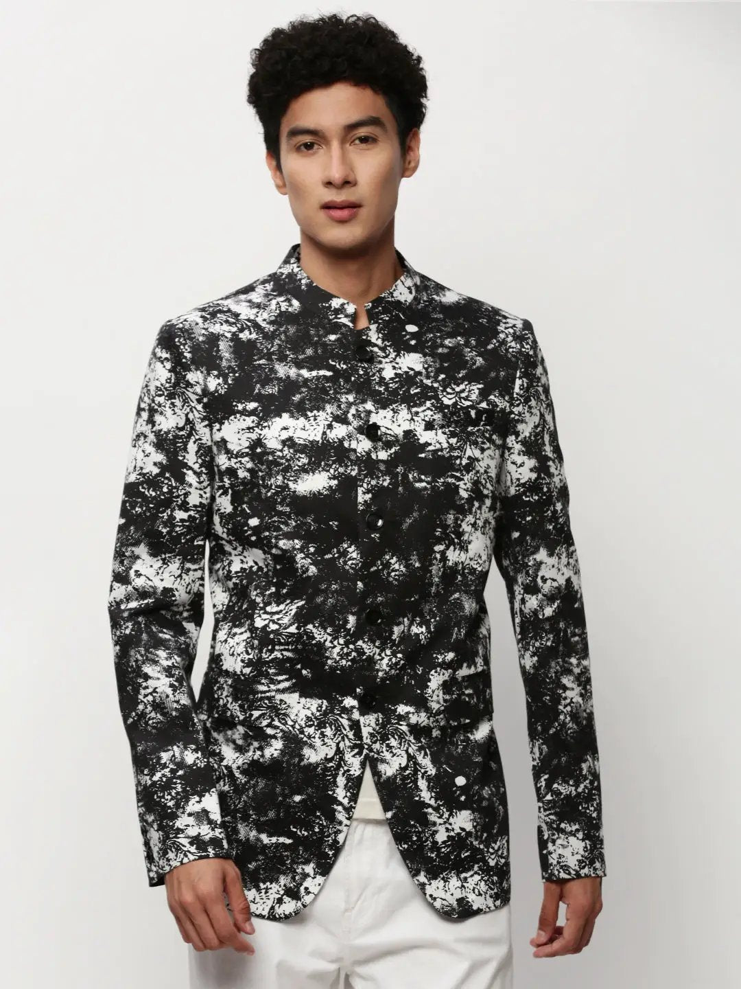 Men's Black Abstract Printed Mandarin Collar Slim-Fit Bandhgala Cotton Blazer