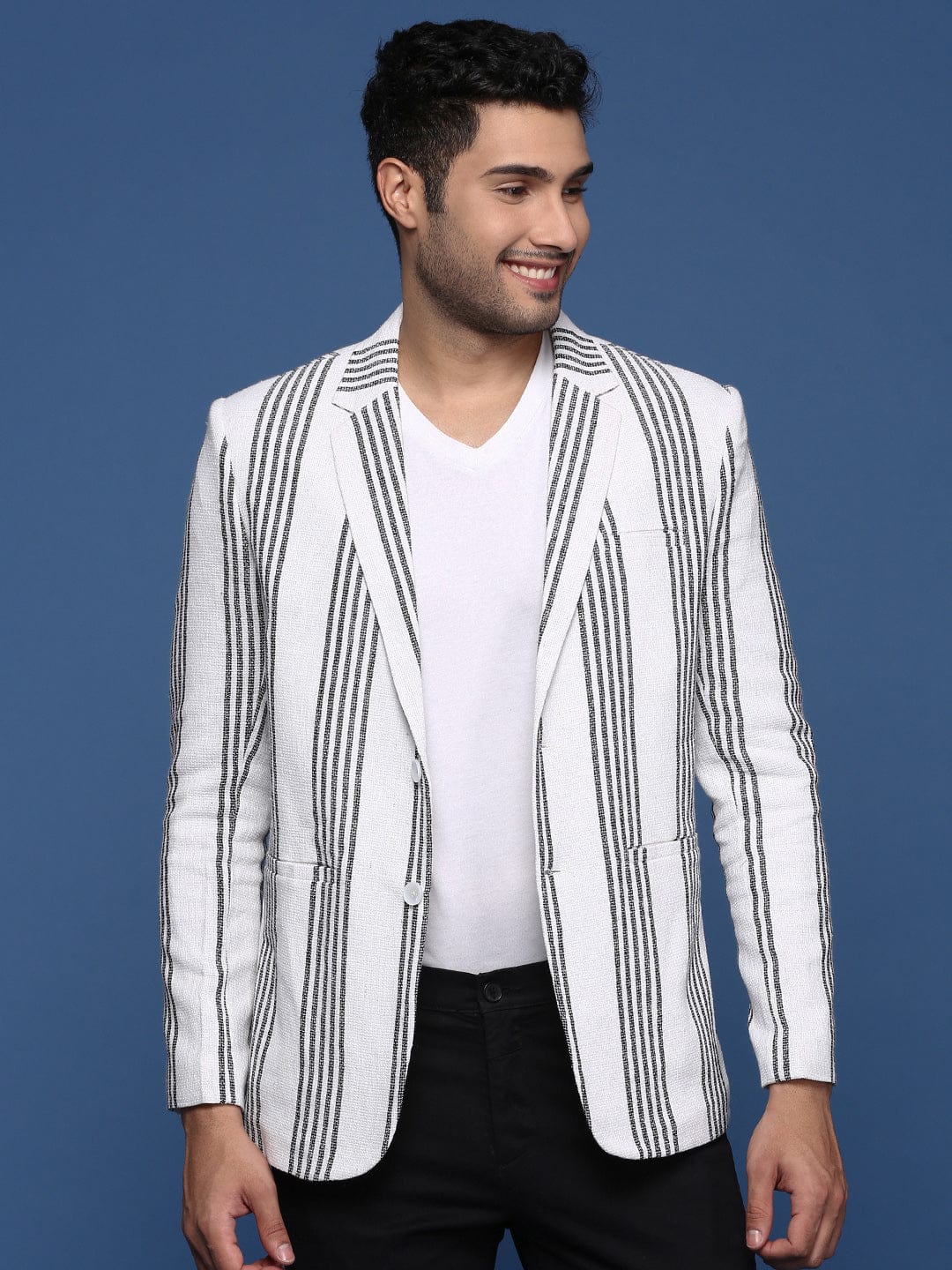 Men's White Striped Notched Lapel Collar Slim-Fit Single-Breasted Blazer