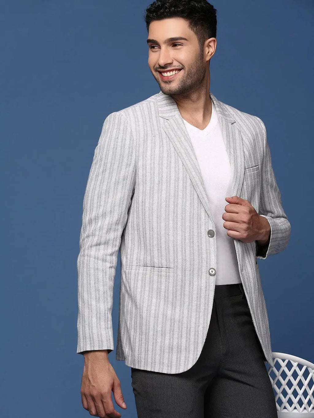 Men's Grey Notched Lapel Single Breasted Slim Fit Blazer