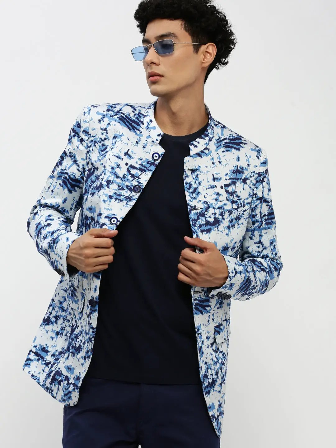 Men's White Printed Mandarin Collar Bandhgala Slim-Fit Blazer