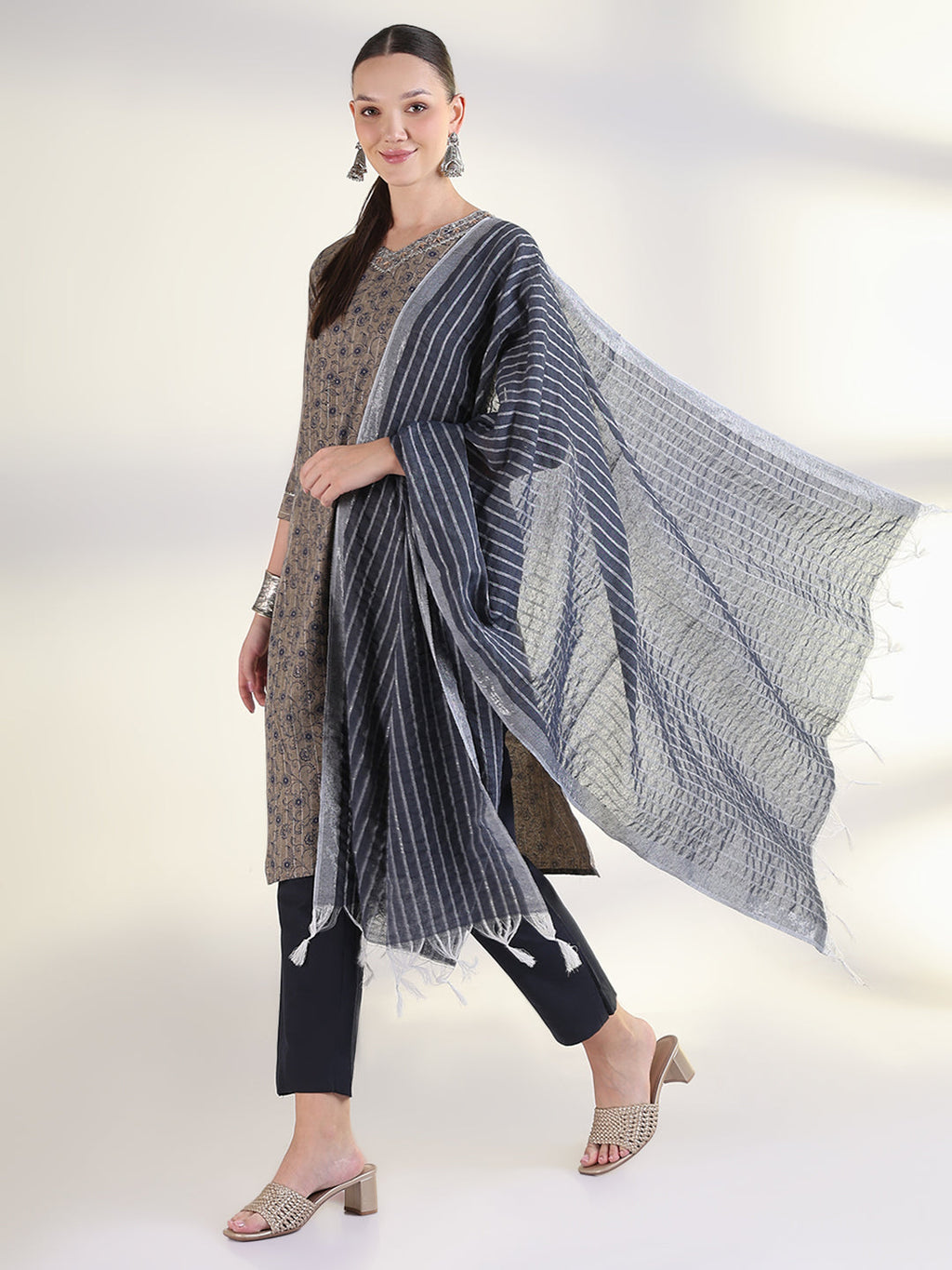 Women's Floral Sequinned Grey Straight Kurta Set with Dupatta