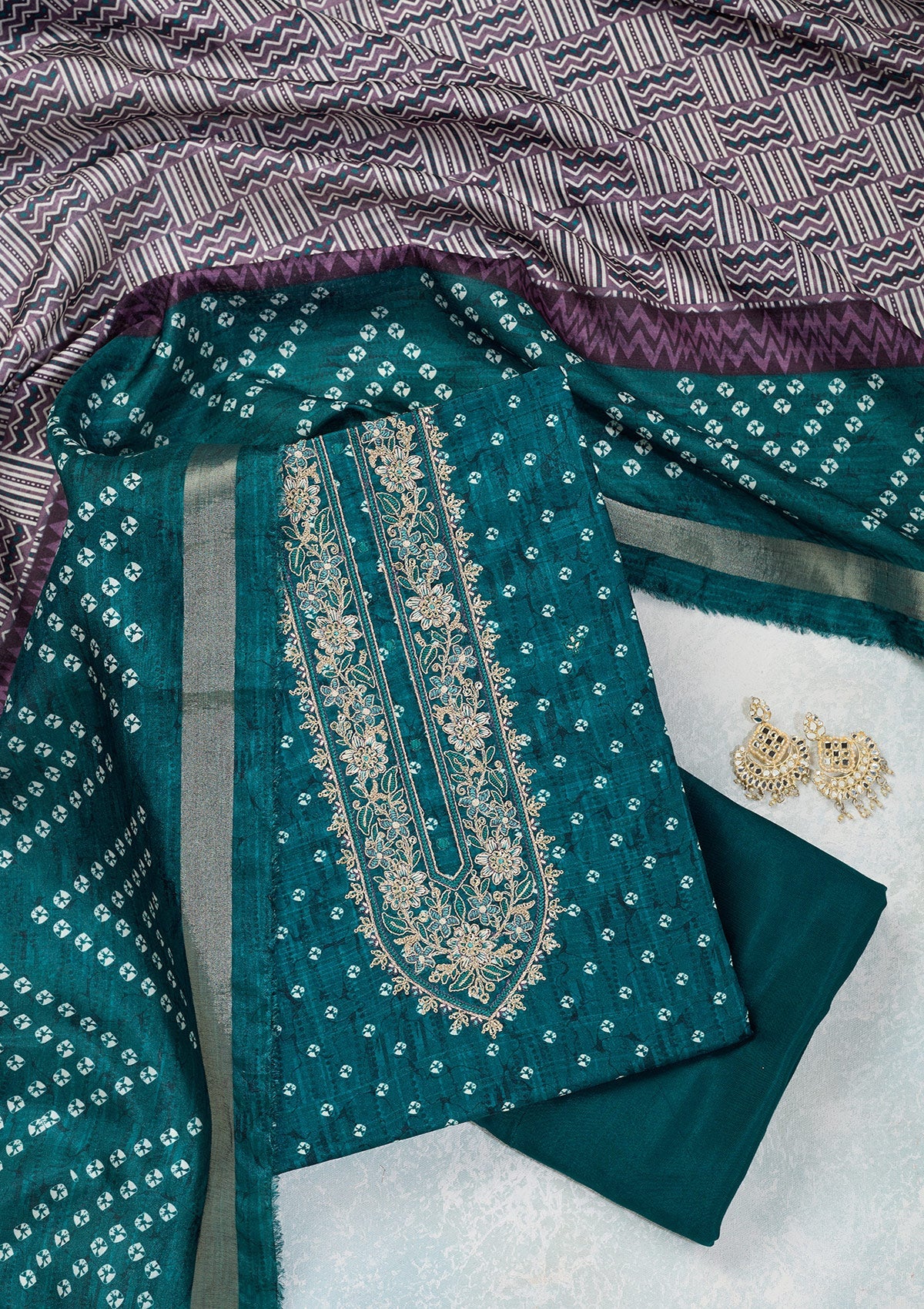 Peacock Blue Threadwork Organza Unstitched Salwar Suit