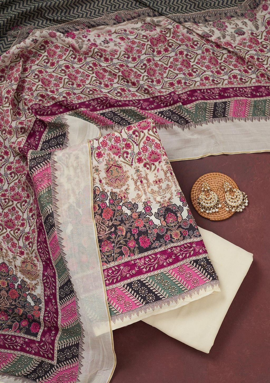 Cream Zariwork Semi Crepe Unstitched Salwar Suit