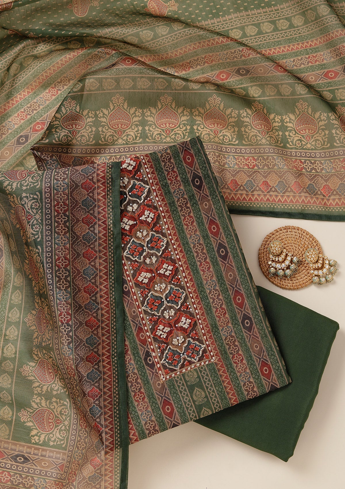 Green Threadwork Chanderi Unstitched Salwar Suit