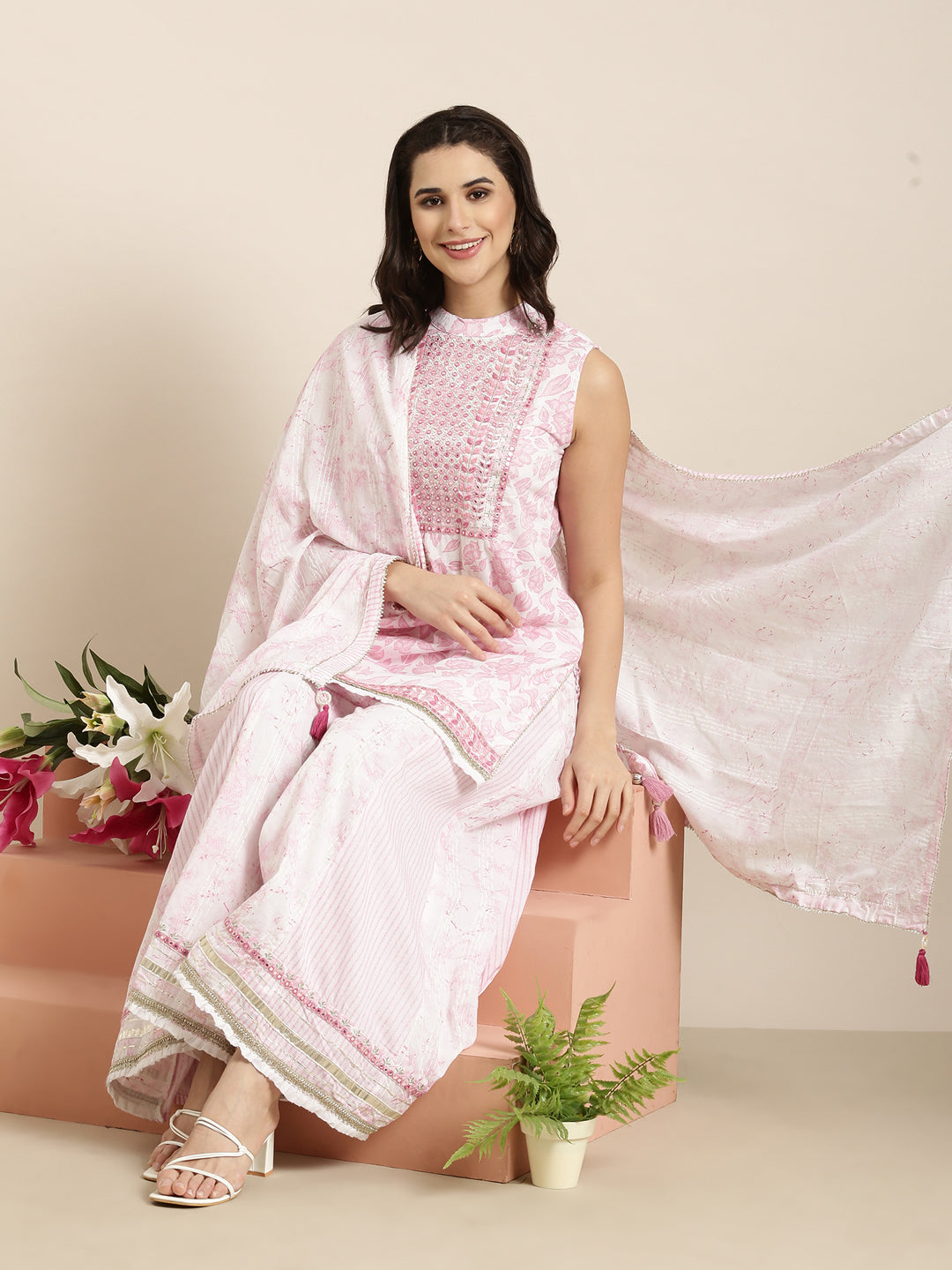 Women's Straight Pink Floral Kurta Sets with Palazzos & Dupatta