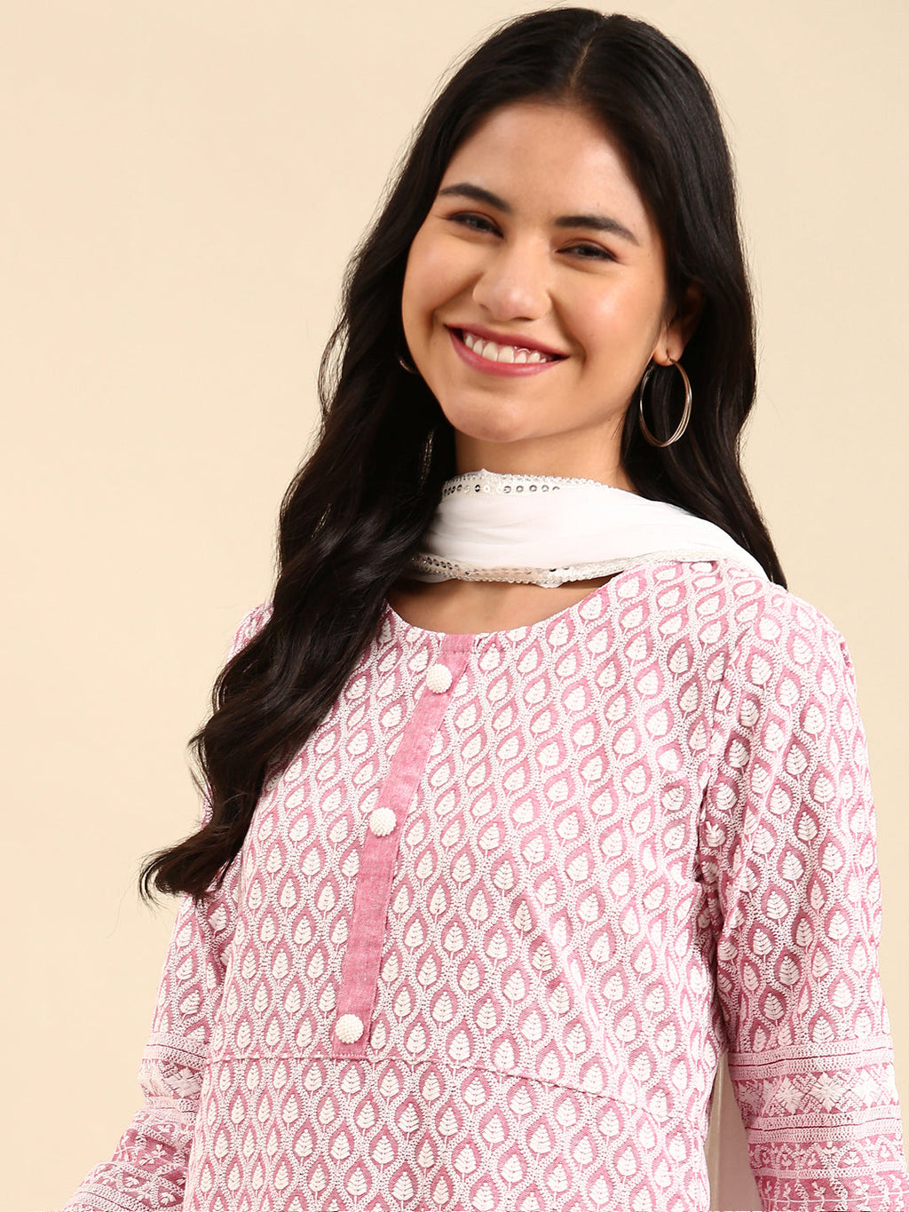 Women's Pink Embroidered Thread Work Kurta Set With Dupatta