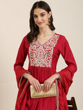 Women's Fuchsia Paisley Thread Work Kurta Set with Dupatta