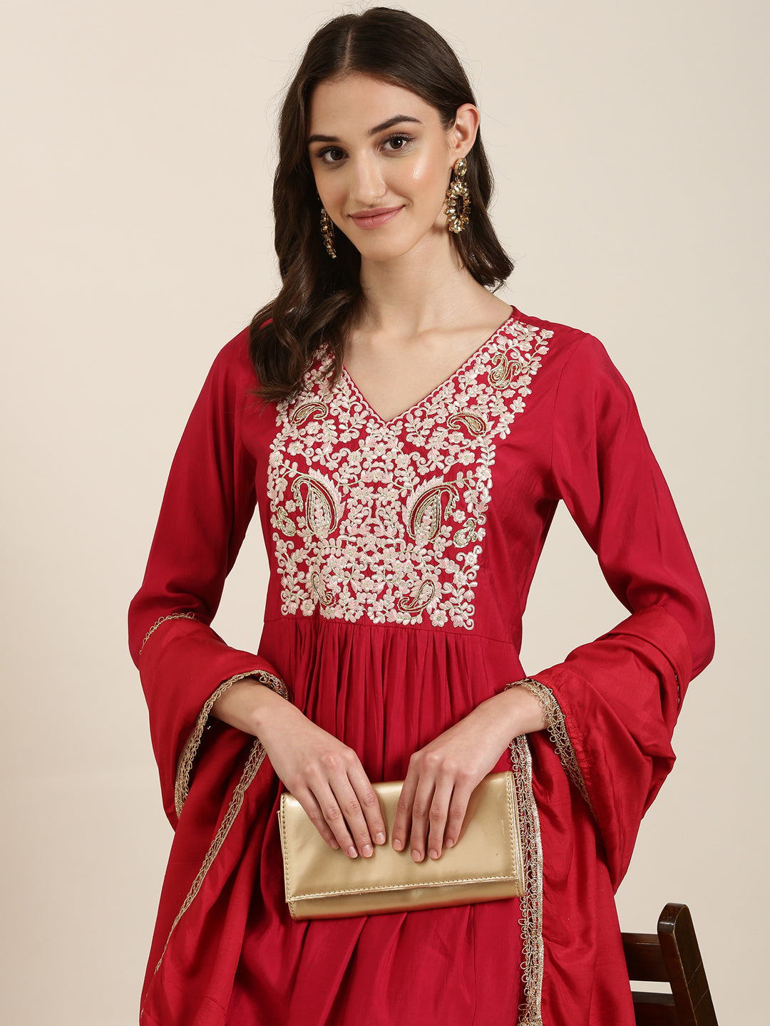 Women's Fuchsia Paisley Thread Work Kurta Set with Dupatta