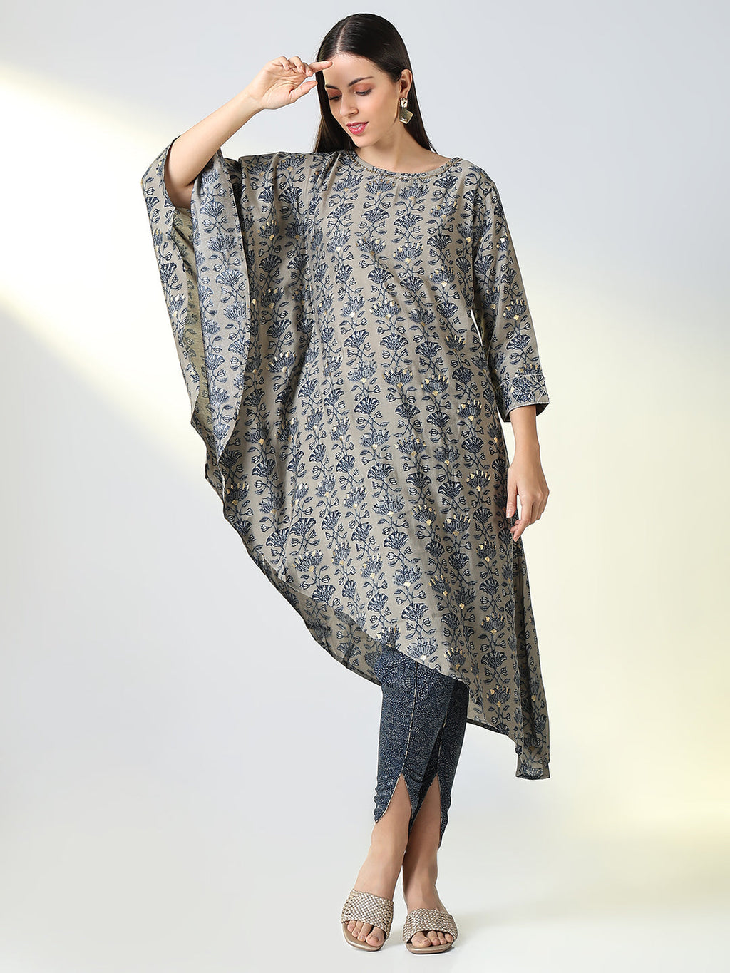 Women's Grey Floral Asymmetric Kurta Set