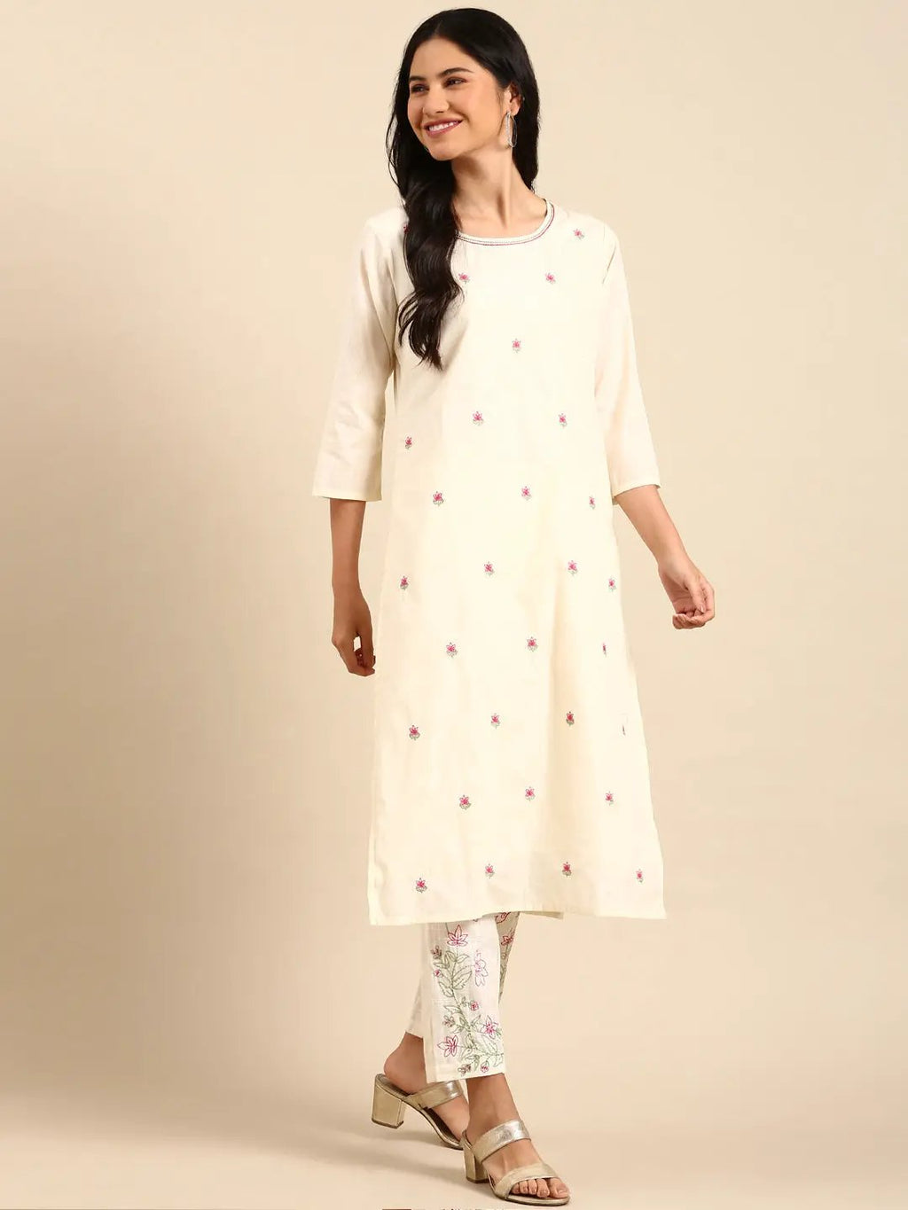 Women's Solid Cream Ethnic Straight Kurta Set with Dupatta