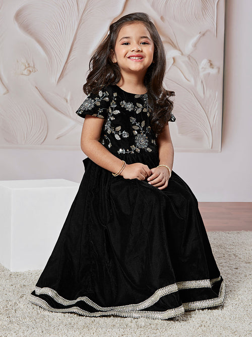 Girl's' Black Gown