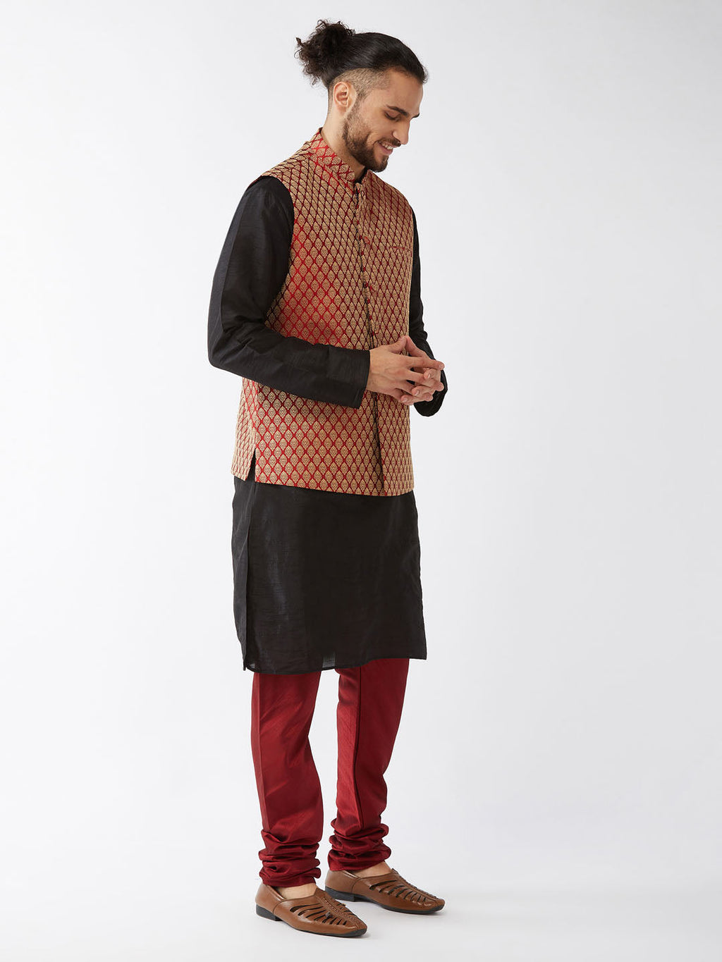 Men's  Maroon Silk Blend Ethnic Jacket, Black Kurta And Maroon Pyjama Set