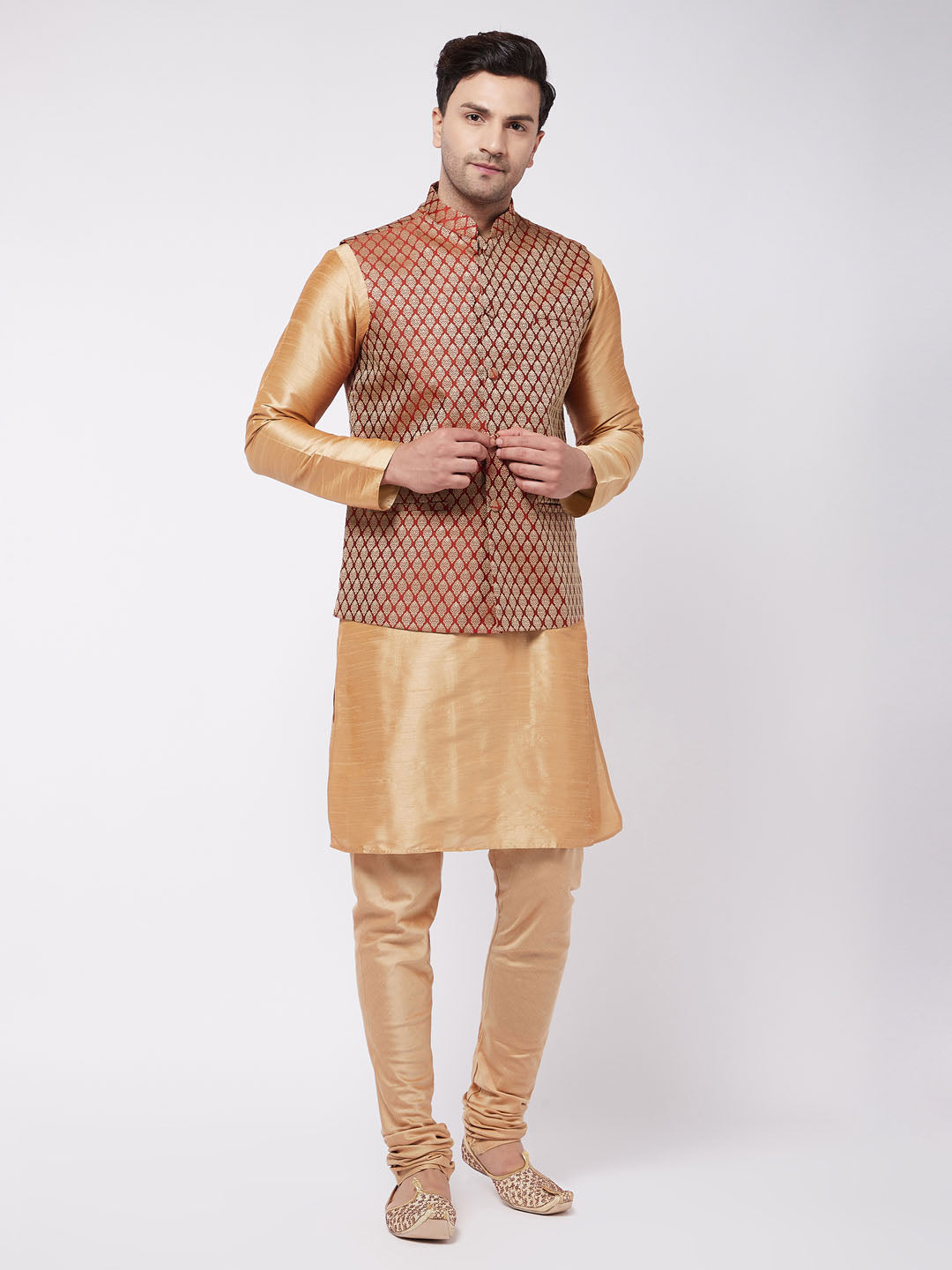 Men's Rose Gold Silk Blend Kurta And Pyjama With Maroon Woven Nehru Jacket