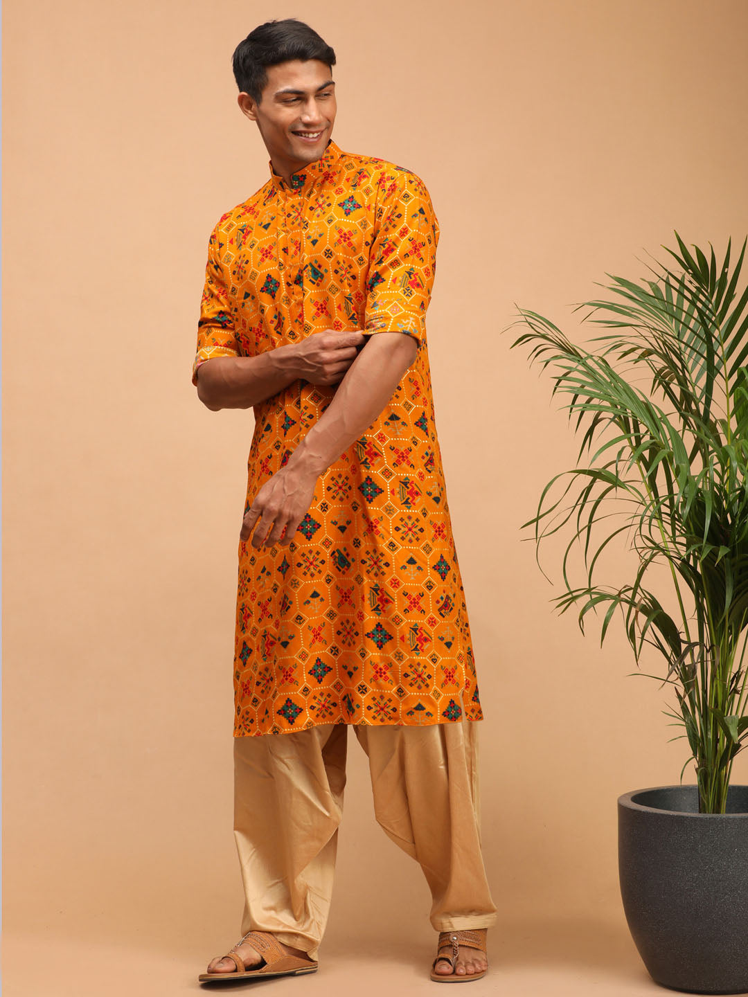 Men's Yellow Printed Rayon Kurta With Patiala Set