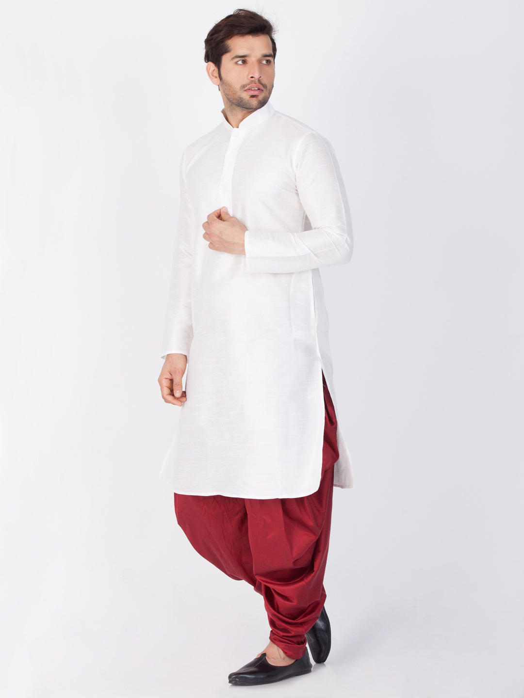 VASTRAMAY Men's White Cotton Silk Blend Kurta and Dhoti Pant Set