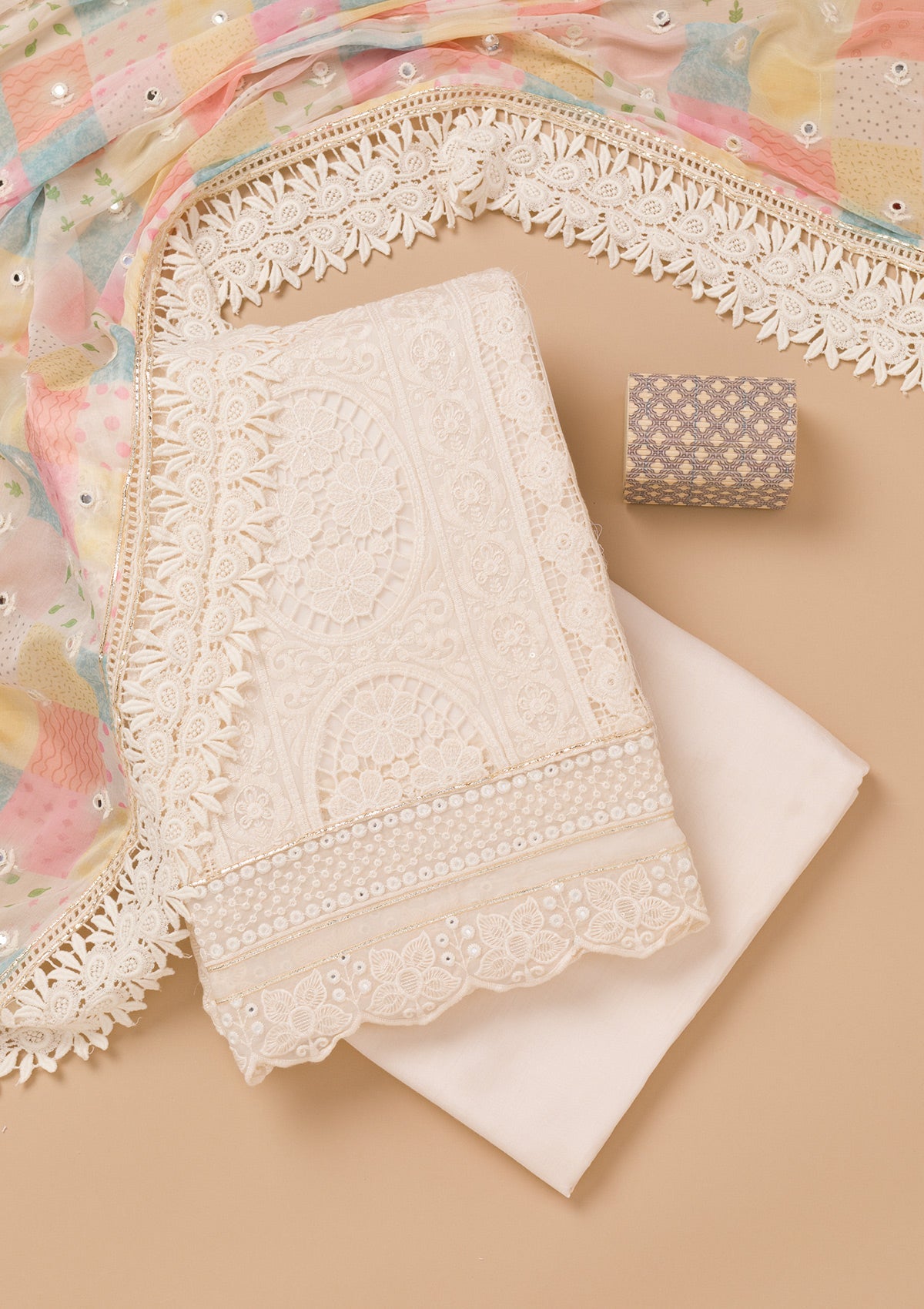 Cream Threadwork Georgette Unstitched Salwar Suit