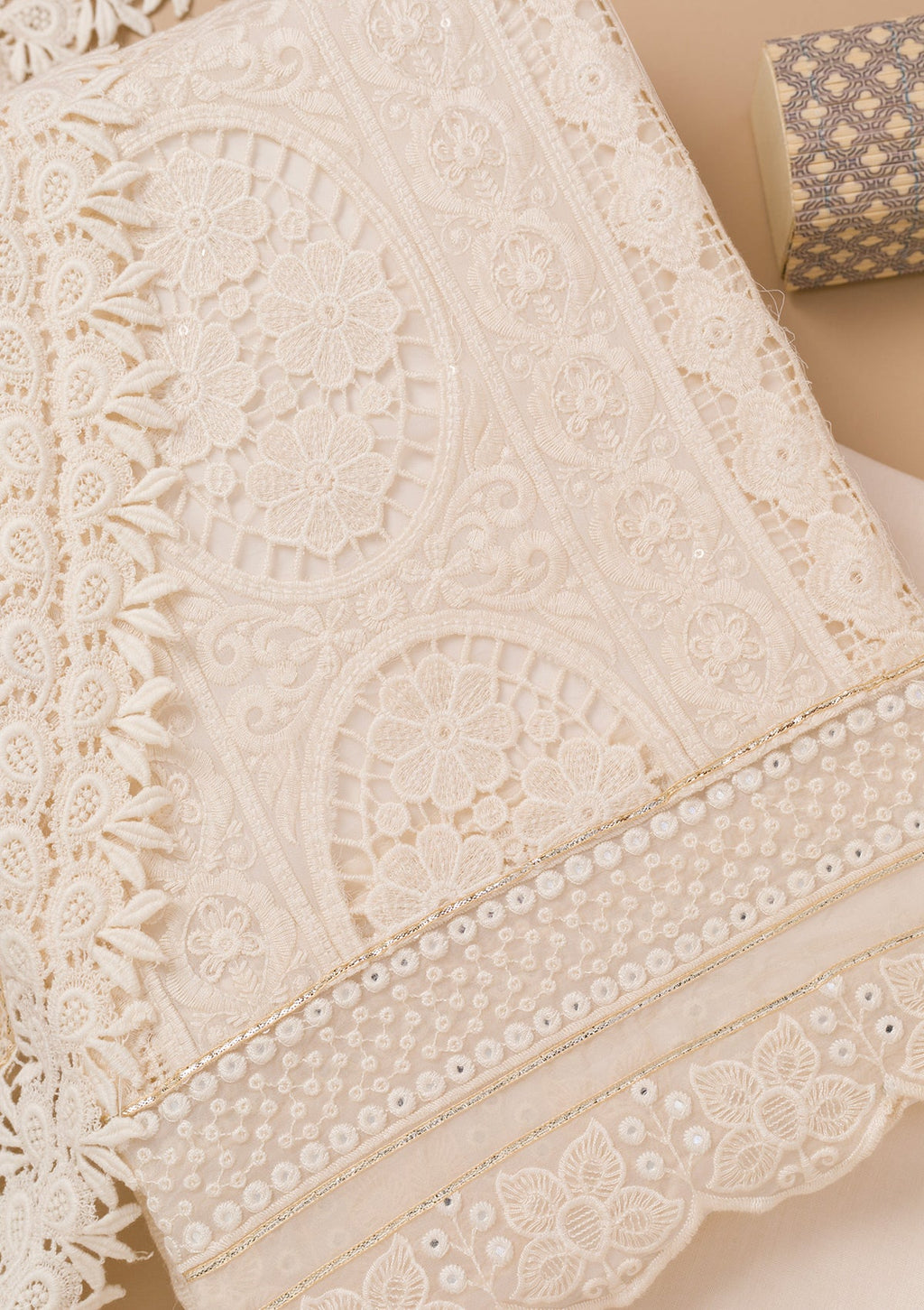 Cream Threadwork Georgette Unstitched Salwar Suit