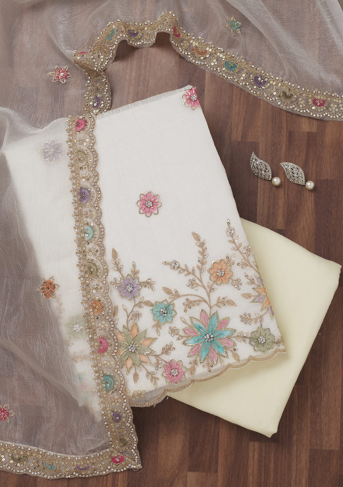 Cream Zariwork Semi Crepe Unstitched Salwar Suit