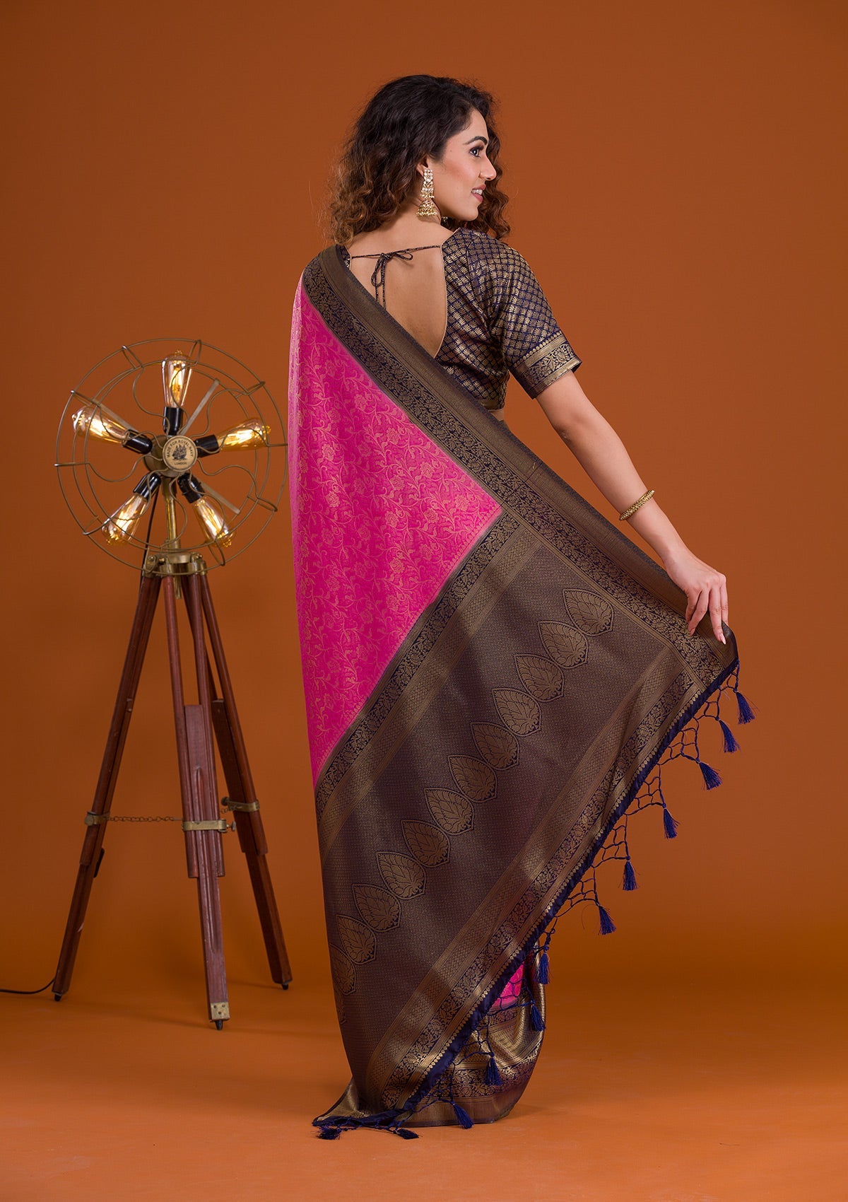 Magenta Pink Zariwork Banarasi Saree