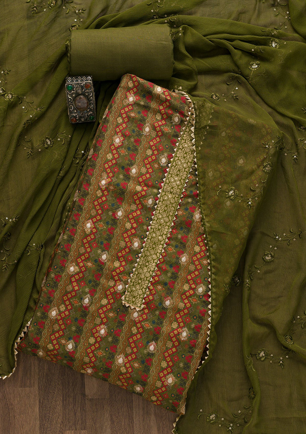 Mehendi Zariwork Semi Crepe Unstitched Salwar Suit